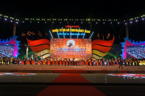 Clôture du 6e Festival international des arts martiaux traditionnels du Vietnam - ảnh 1